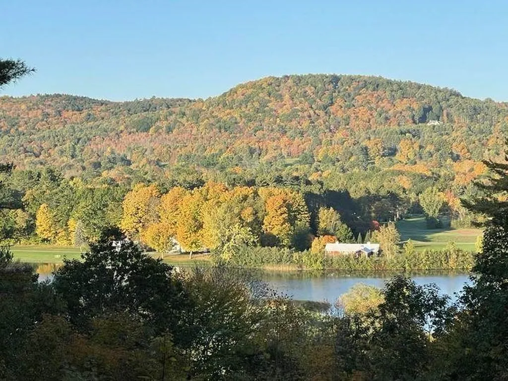 485 Alden Partridge Road Hartford VT 05059