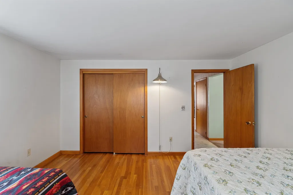 11 Trinity Drive Nashua NH 03063
