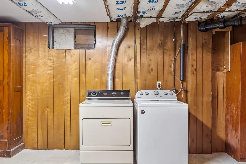 11 Trinity Drive Nashua NH 03063