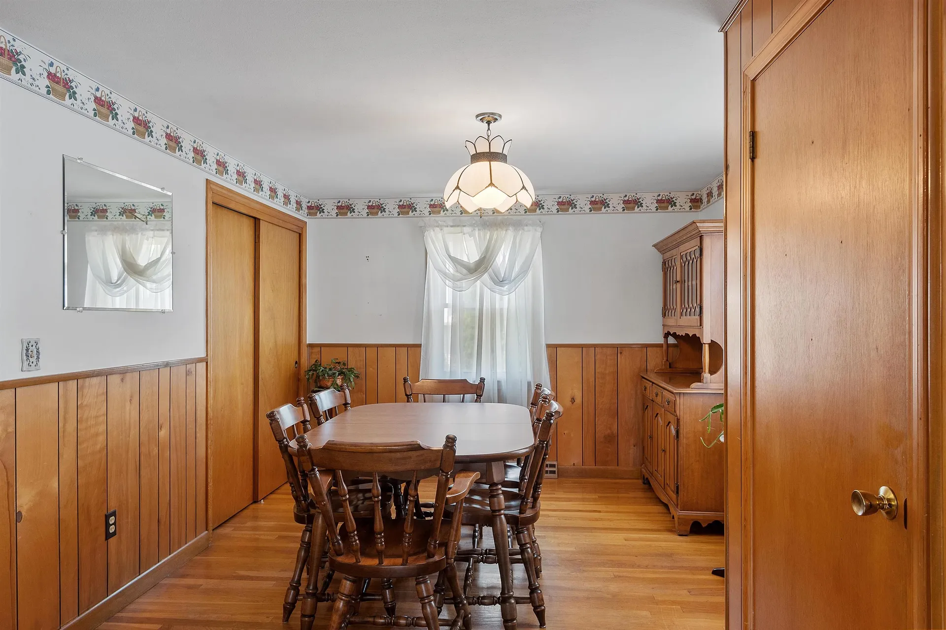 11 Trinity Drive Nashua NH 03063