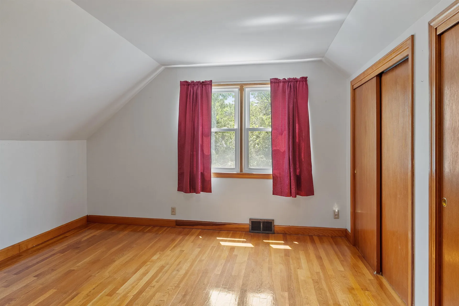 11 Trinity Drive Nashua NH 03063