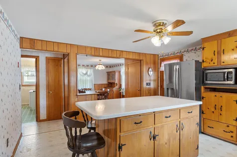 11 Trinity Drive Nashua NH 03063