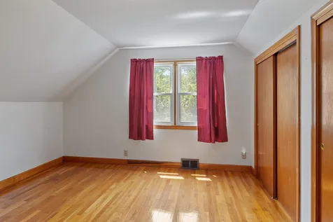 11 Trinity Drive Nashua NH 03063