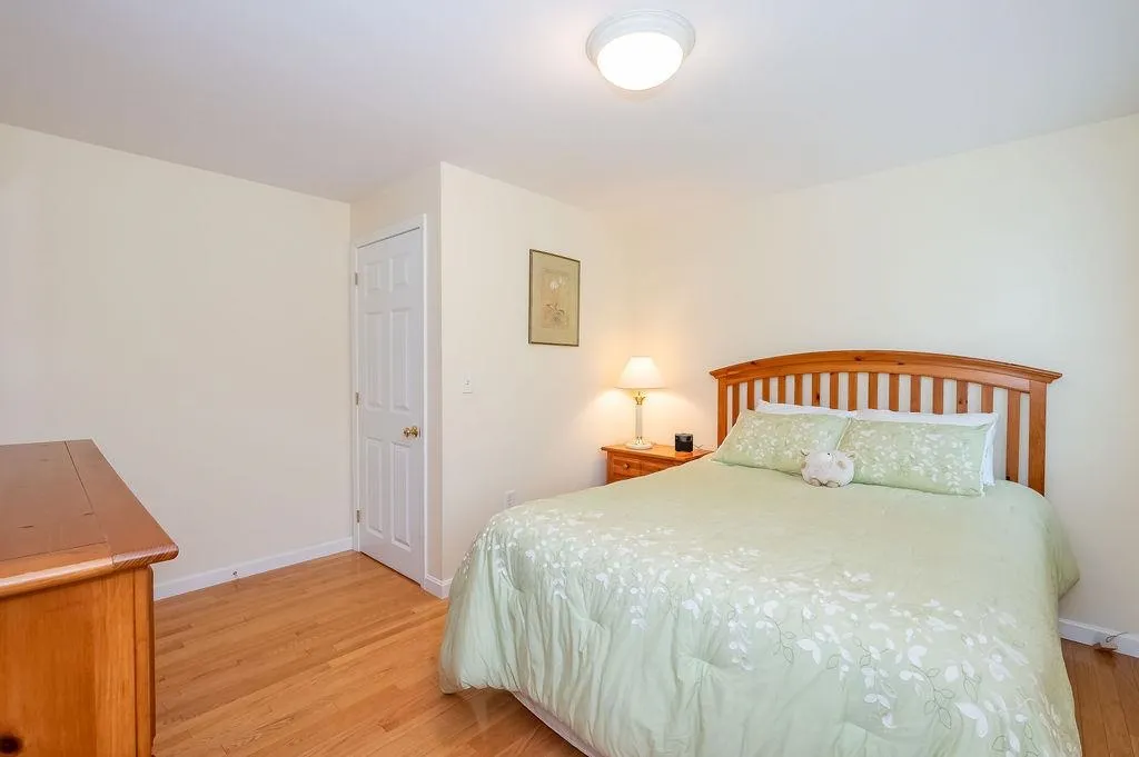 19 Toftree Lane Dover NH 03820