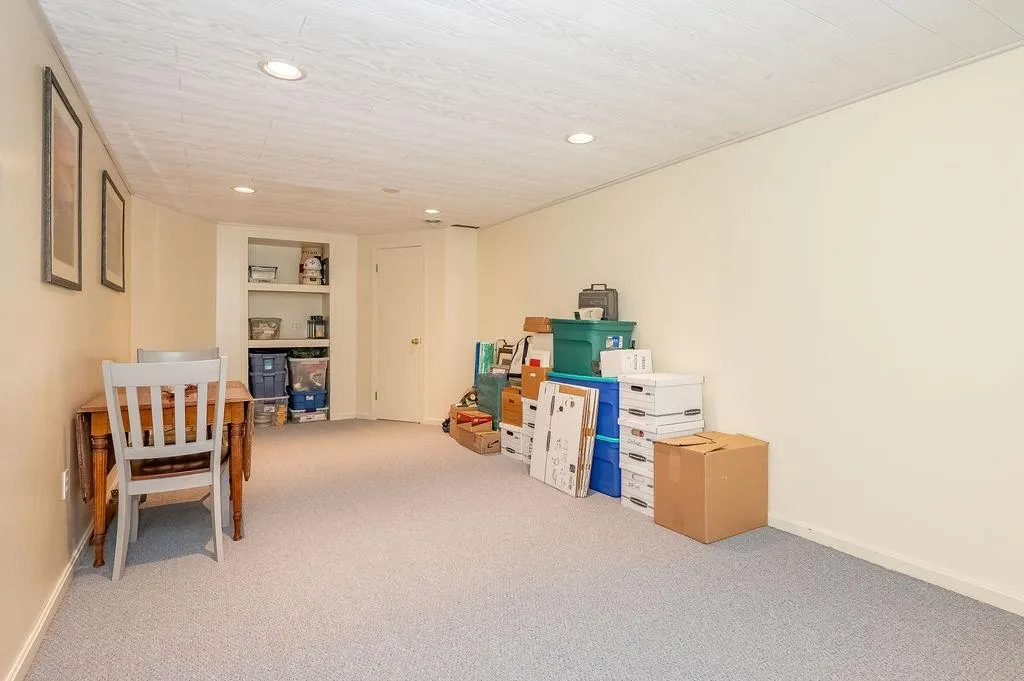 19 Toftree Lane Dover NH 03820