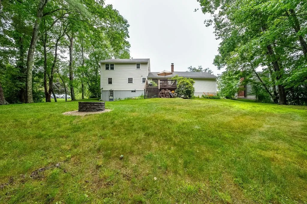 19 Toftree Lane Dover NH 03820