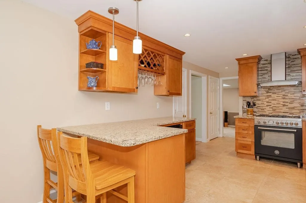 19 Toftree Lane Dover NH 03820