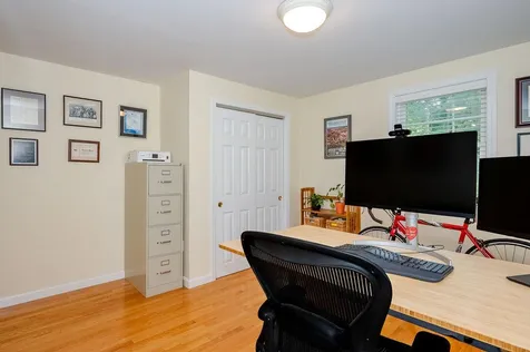 19 Toftree Lane Dover NH 03820