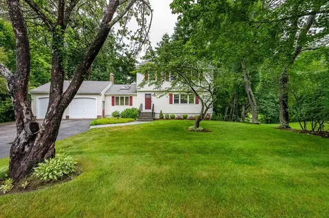 19 Toftree Lane Dover NH 03820