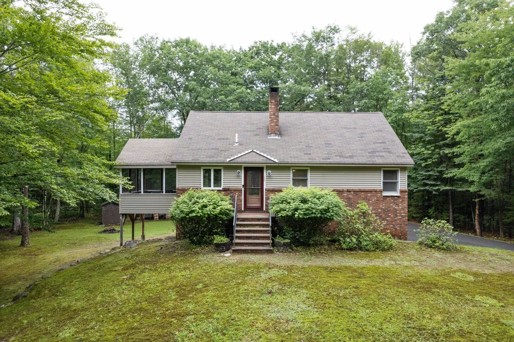 130 Kona Farm Road Moultonborough NH 03254