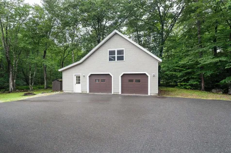 130 Kona Farm Road Moultonborough NH 03254