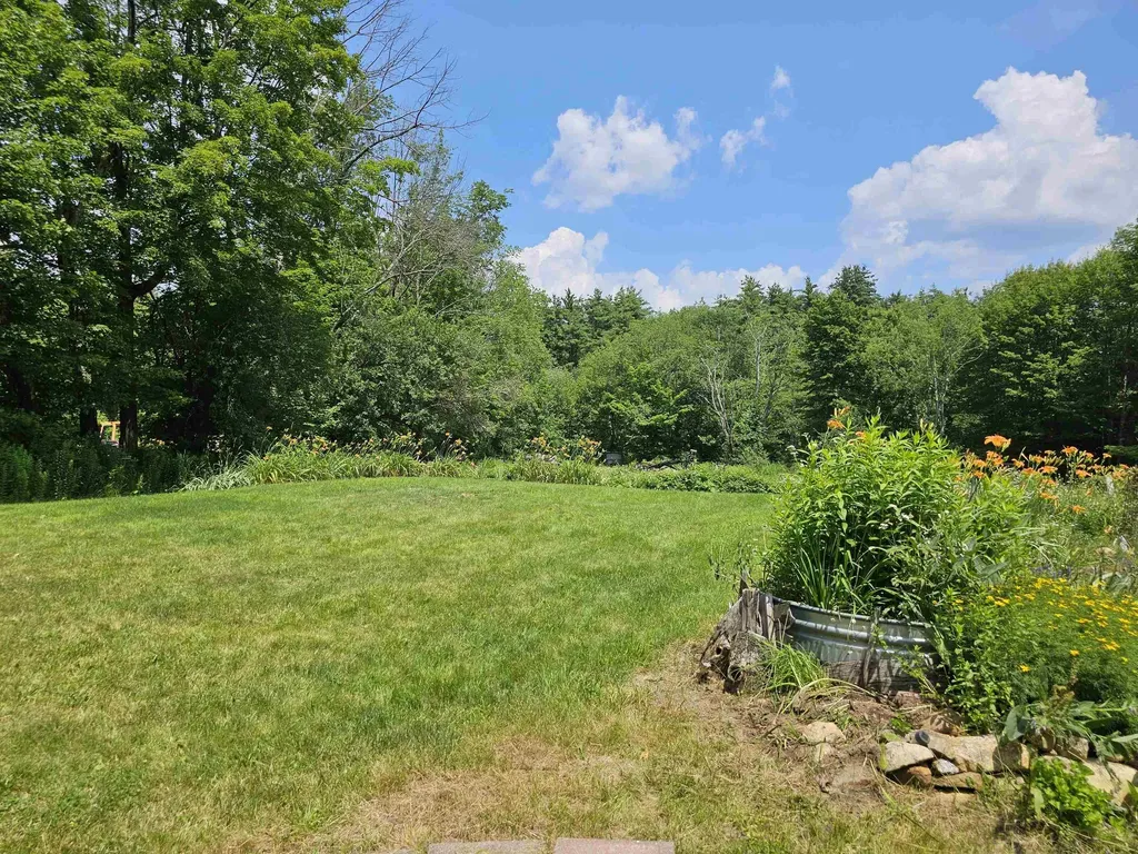 934 1st Nh Turnpike Northwood NH 03261
