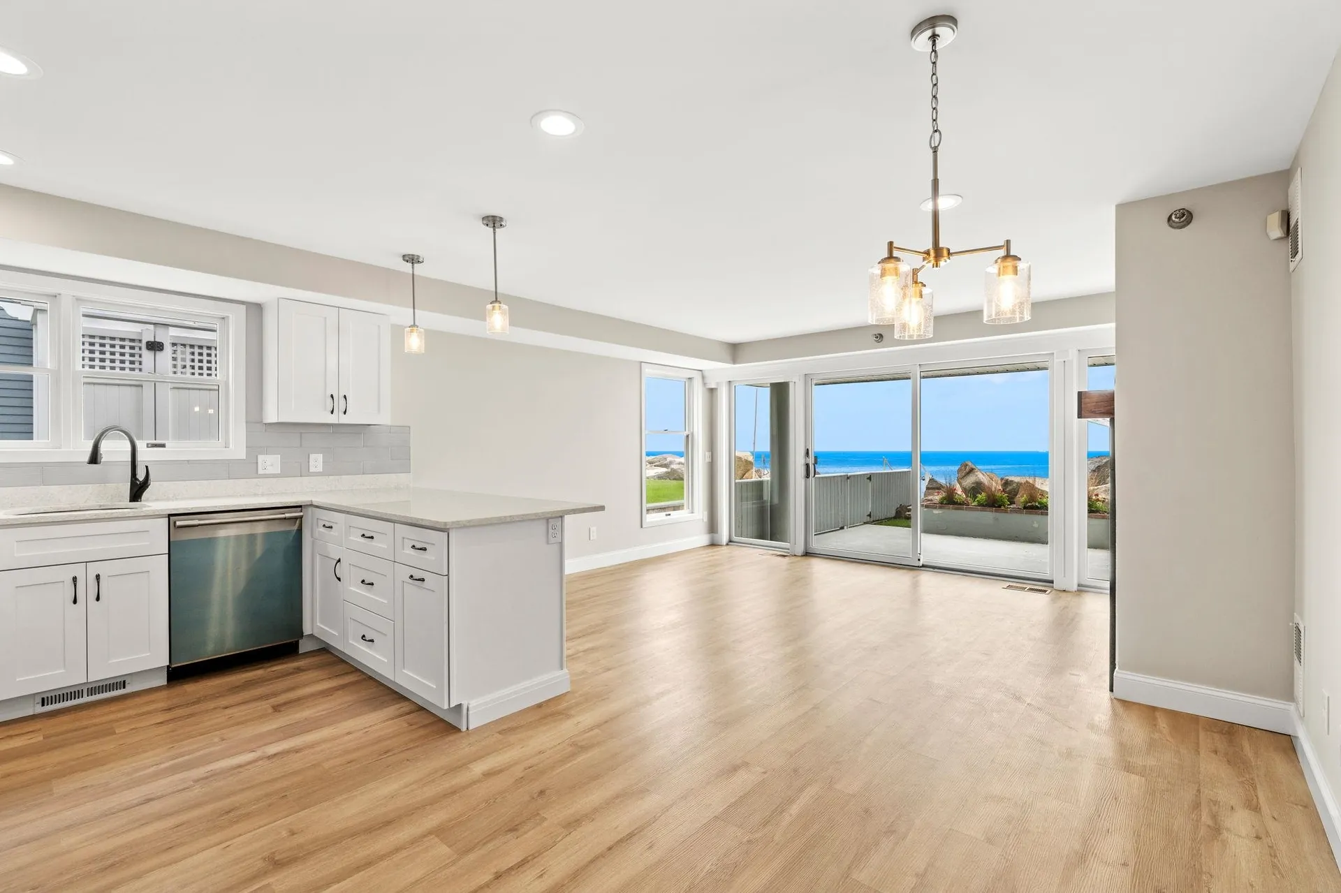 1044 Ocean Boulevard Hampton NH 03842