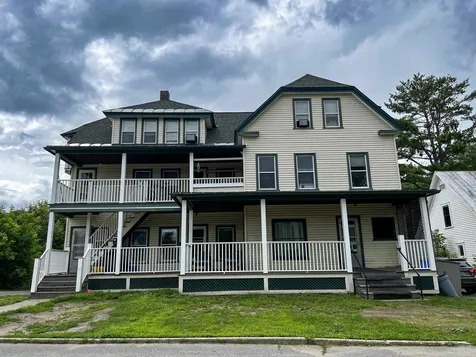32 Wesley Drive St. Johnsbury VT 05819