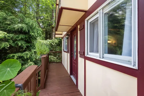 9 Firefly Lane Hillsborough NH 03244