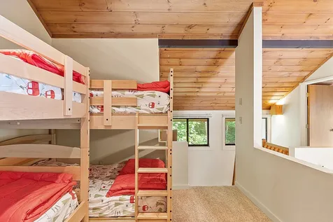 5 Potash Road Lincoln NH 03251