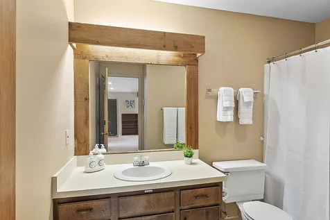 5 Potash Road Lincoln NH 03251