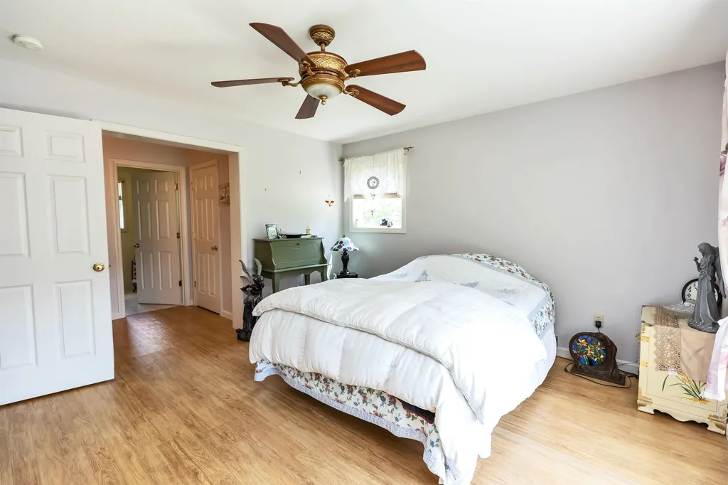 28 Peach Blossom Drive Lyndeborough NH 03082