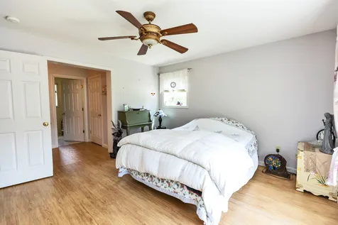 28 Peach Blossom Drive Lyndeborough NH 03082