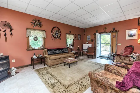 28 Peach Blossom Drive Lyndeborough NH 03082