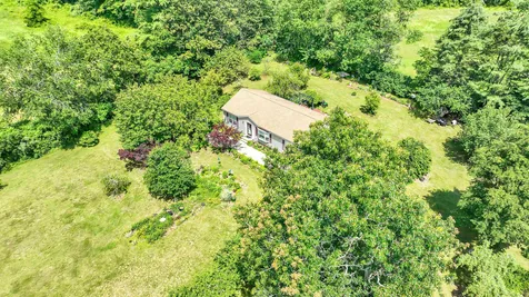 28 Peach Blossom Drive Lyndeborough NH 03082