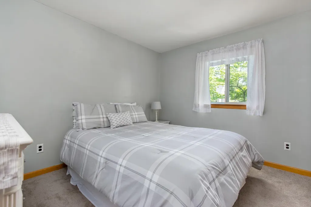 305 Camelot Shore Drive Farmington NH 03835