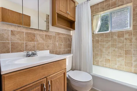 305 Camelot Shore Drive Farmington NH 03835