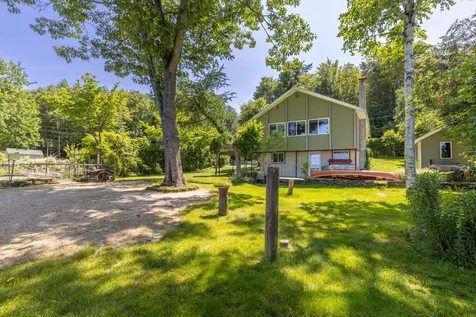 305 Camelot Shore Drive Farmington NH 03835