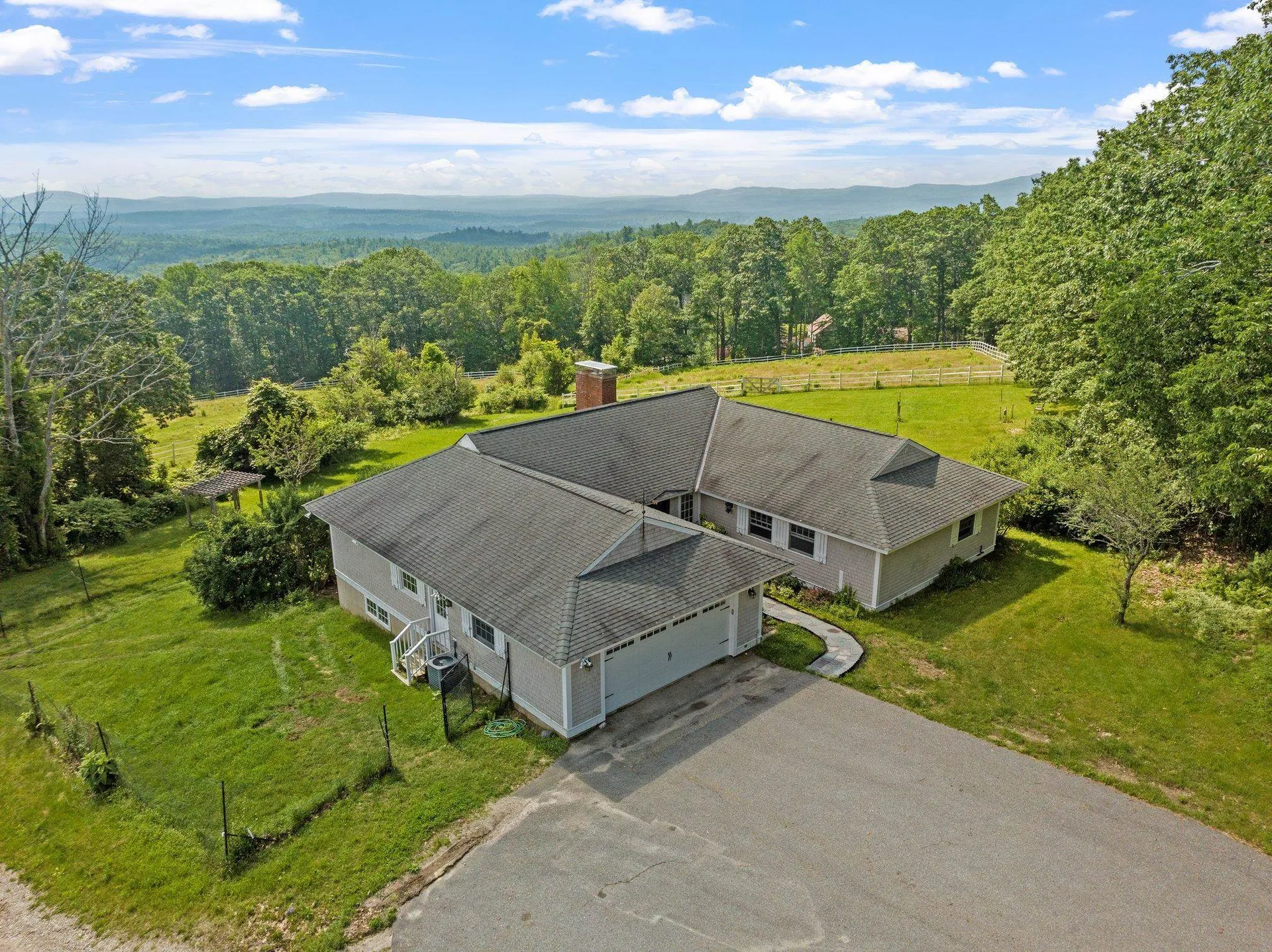 1058 Bible Hill Road Francestown NH 03043