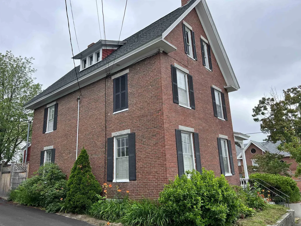 64 School Street Concord NH 03301