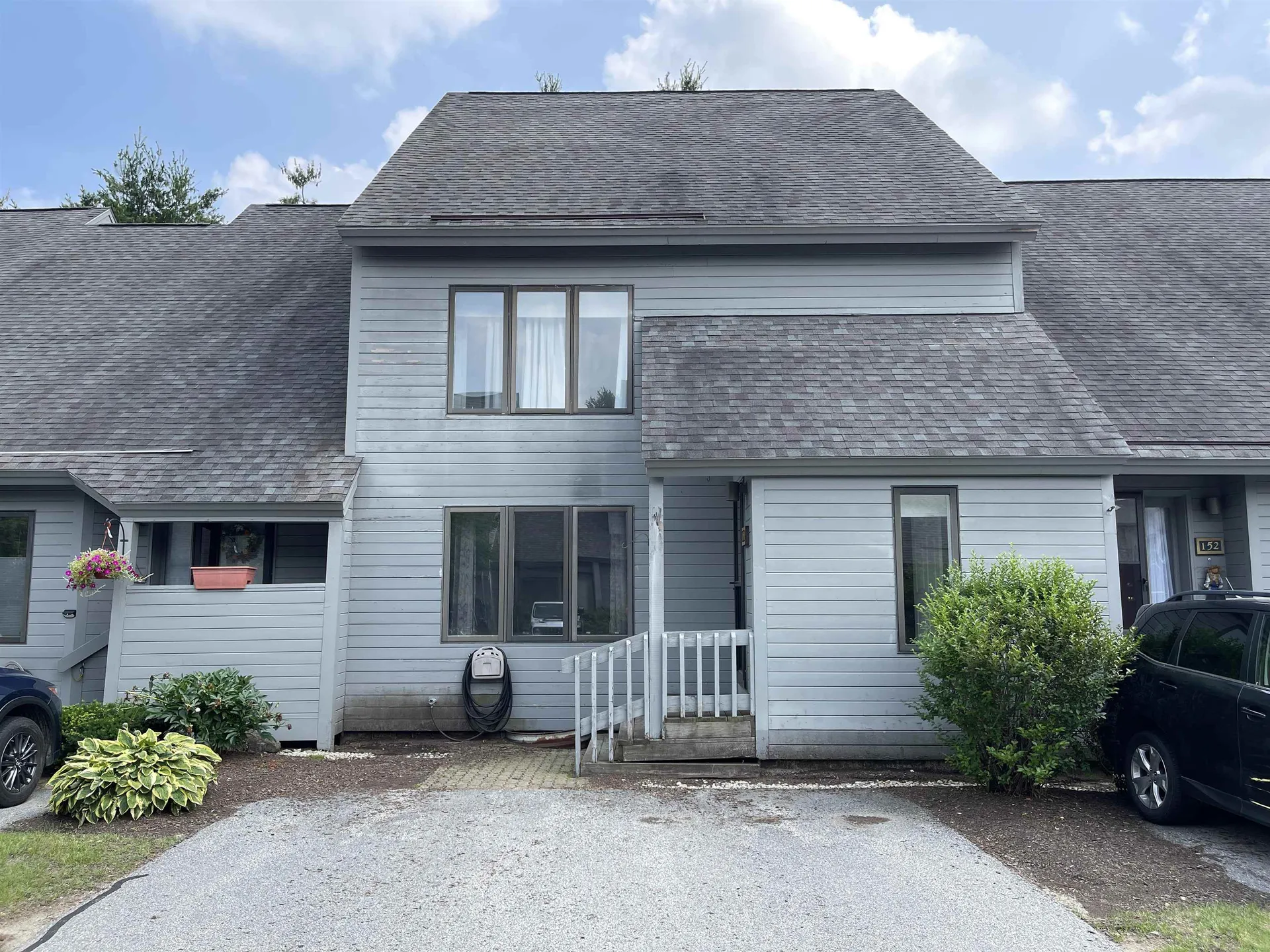 5 Tsienneto Road Derry NH 03038