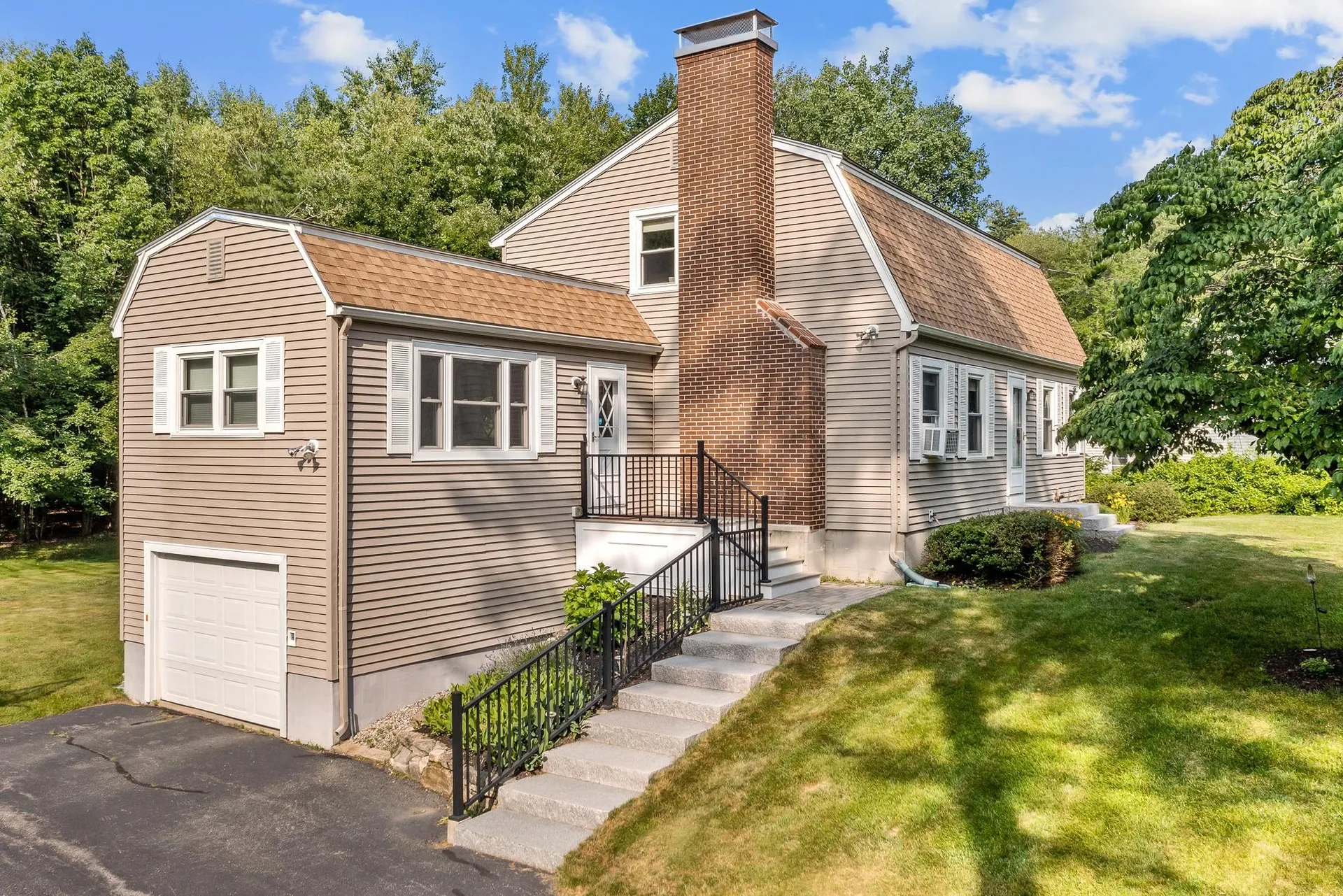 182 Warner Hill Road Derry NH 03038