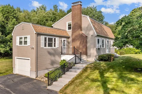 182 Warner Hill Road Derry NH 03038