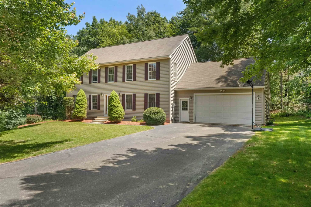 6 Copeland Drive Hudson NH 03051