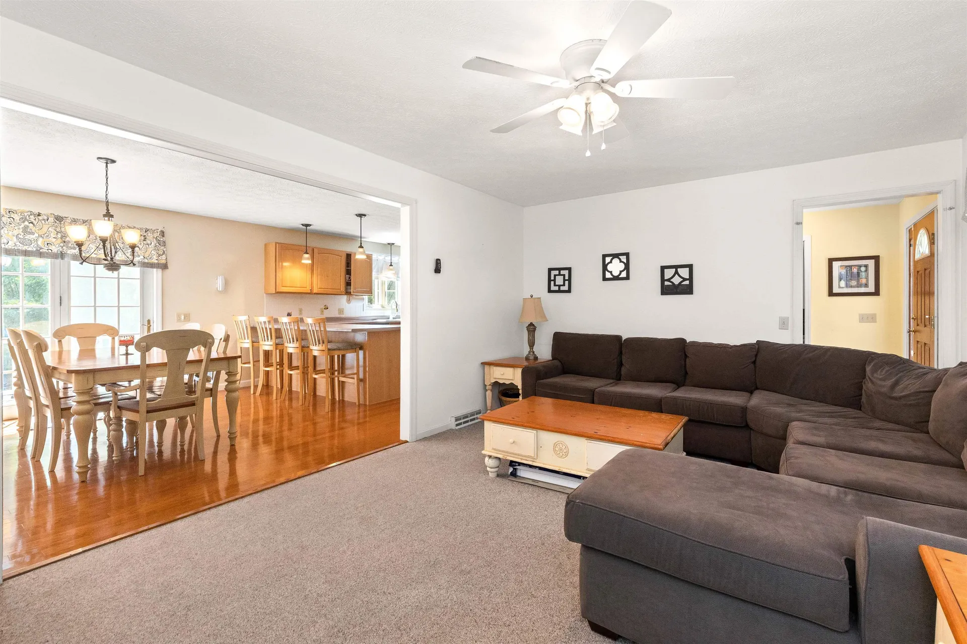 6 Copeland Drive Hudson NH 03051