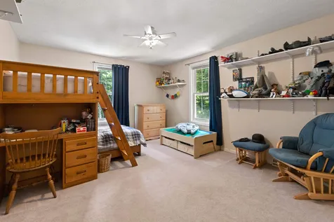 6 Copeland Drive Hudson NH 03051