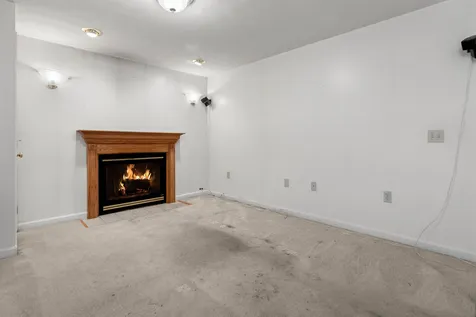6 Copeland Drive Hudson NH 03051