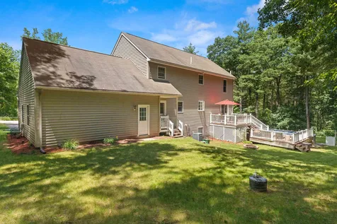 6 Copeland Drive Hudson NH 03051