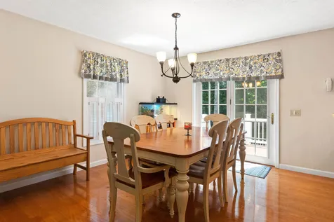 6 Copeland Drive Hudson NH 03051