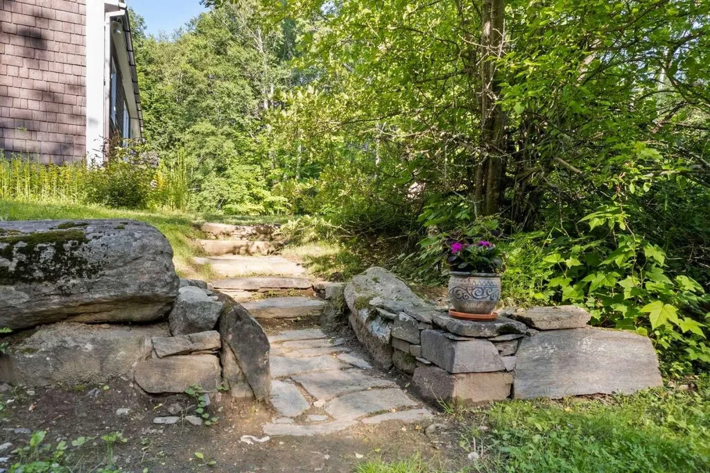 295 Mecawee Road Woodstock VT 05091