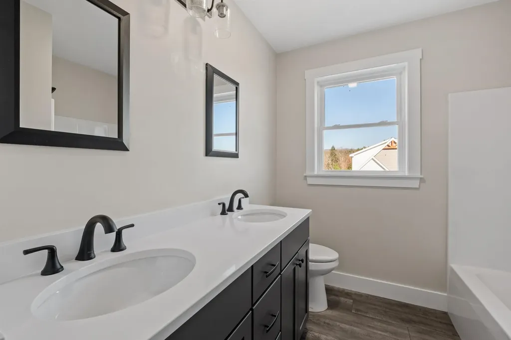 43 Melina's Way Thornton NH 03285