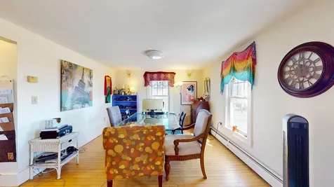 76 Court Street Middlebury VT 05753