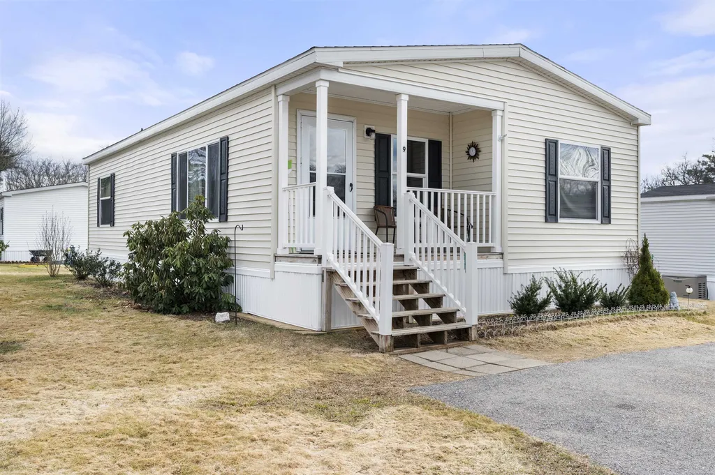9 Lupine Drive Tilton NH 03276