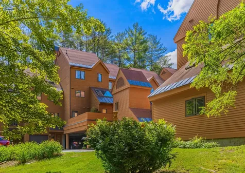 21 Courtyard Hanover NH 03755