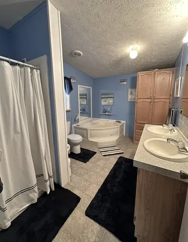 23 Taryn Lane Hinsdale NH 03451