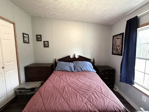 23 Taryn Lane Hinsdale NH 03451