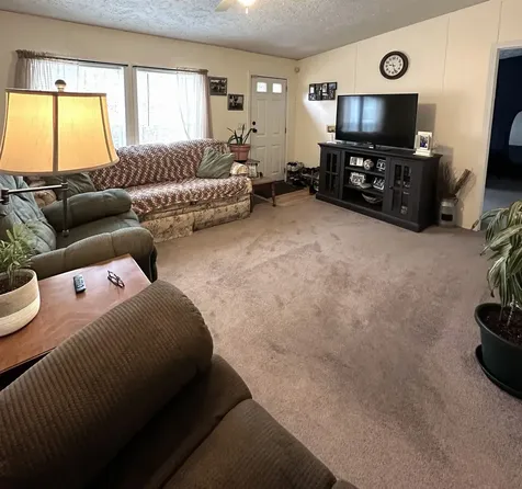 23 Taryn Lane Hinsdale NH 03451