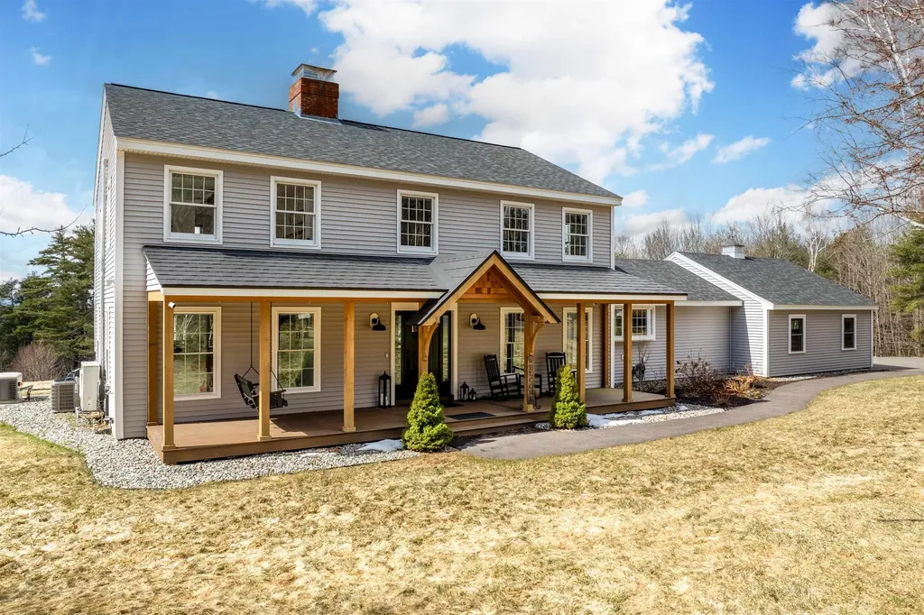 27 Pease Road Meredith NH 03253