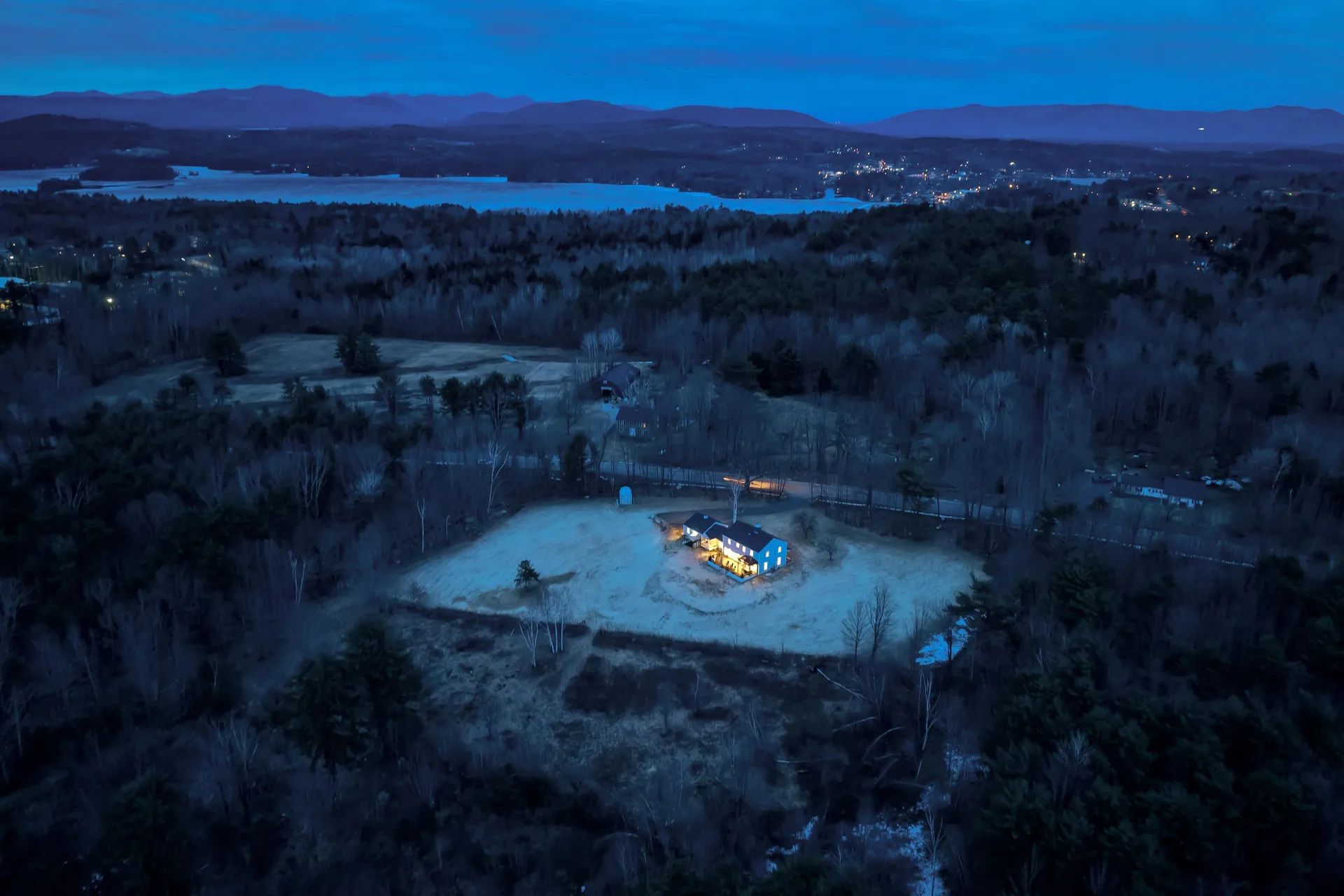27 Pease Road Meredith NH 03253