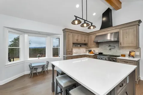 27 Pease Road Meredith NH 03253